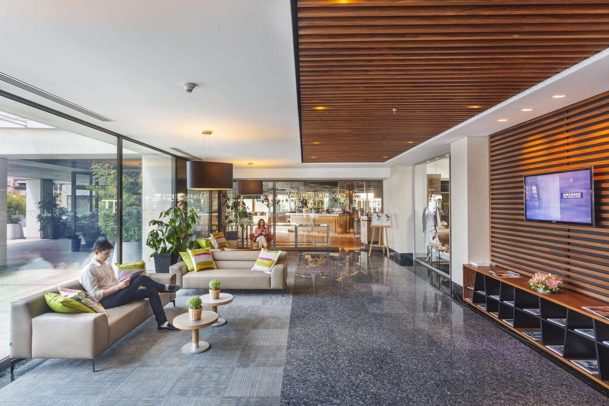 Fraser Place Anthill Hotel